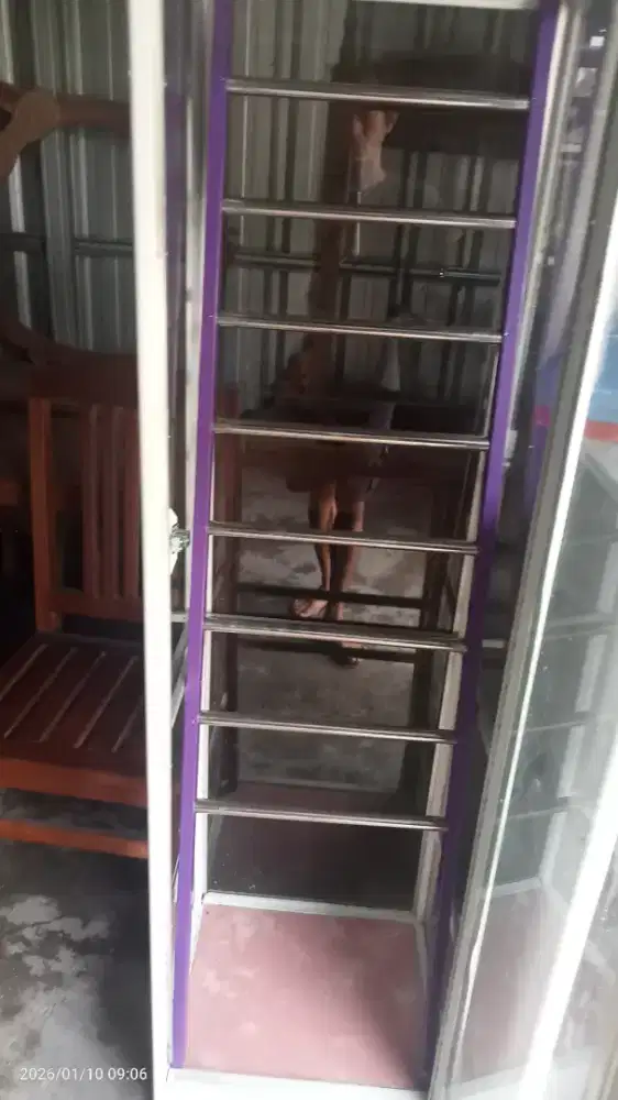 Almari jilbab alumunium