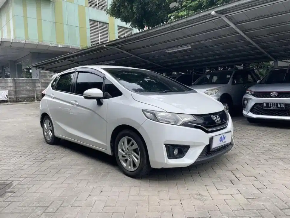 DP MURAH Honda Jazz 1.5 S Bensin-AT 2017 Putih CZFXB