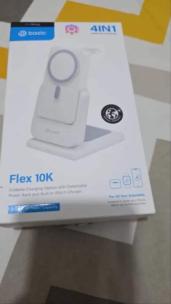 Foldable charging station 4 in 1