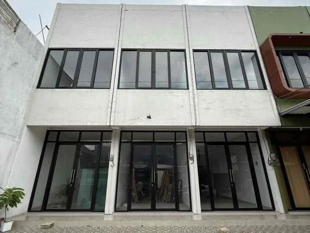 DiJual / Disewakan Ruko 2 Lantai Murah Bratang Binangun