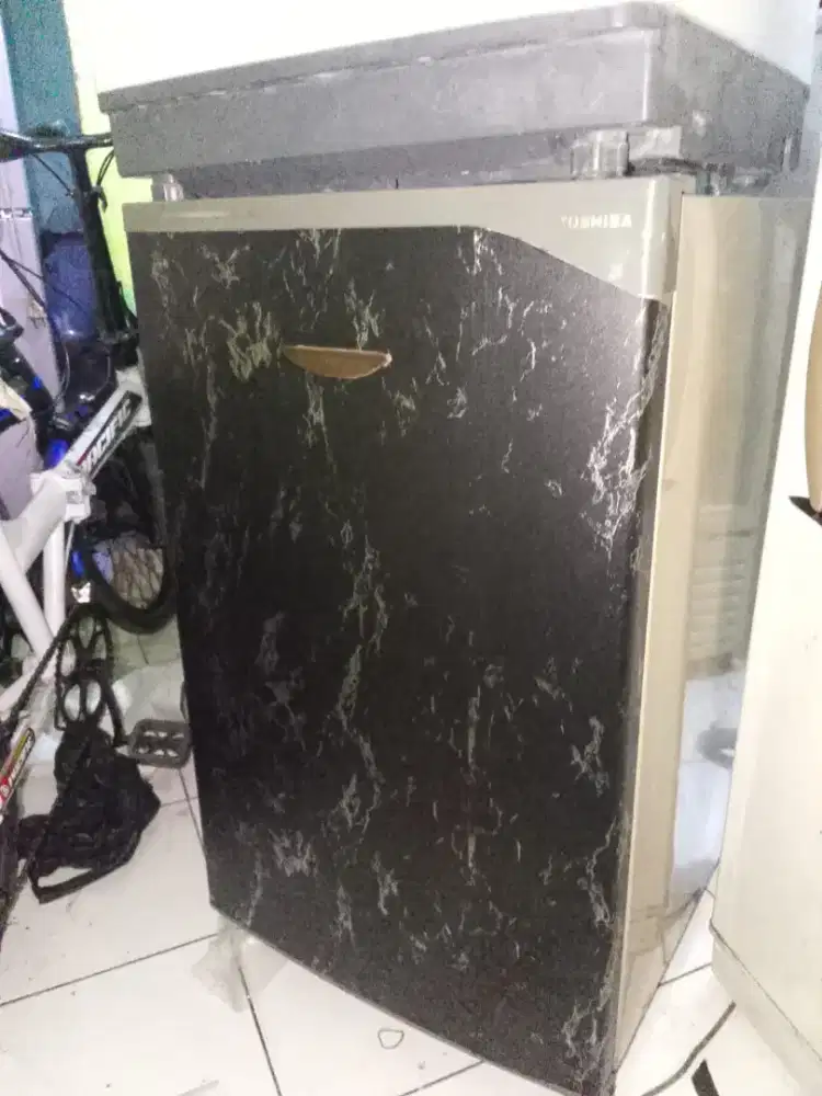 Kulkas 1 pintu Mini Toshiba GRATIS ANTAR