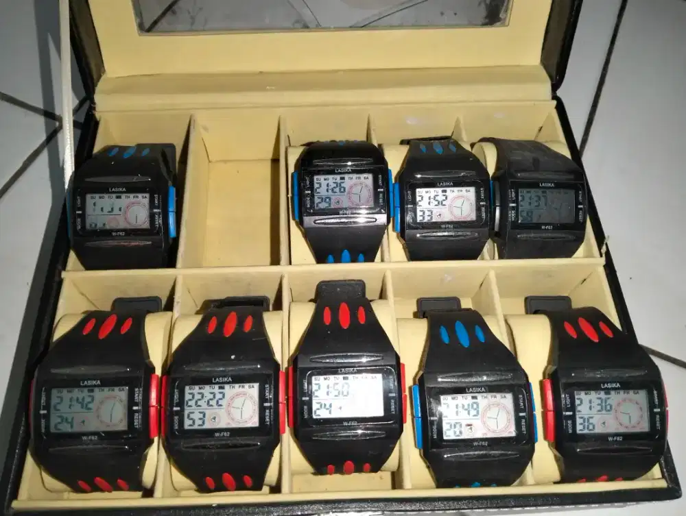 Jam digital Aliska(Roadyney)box