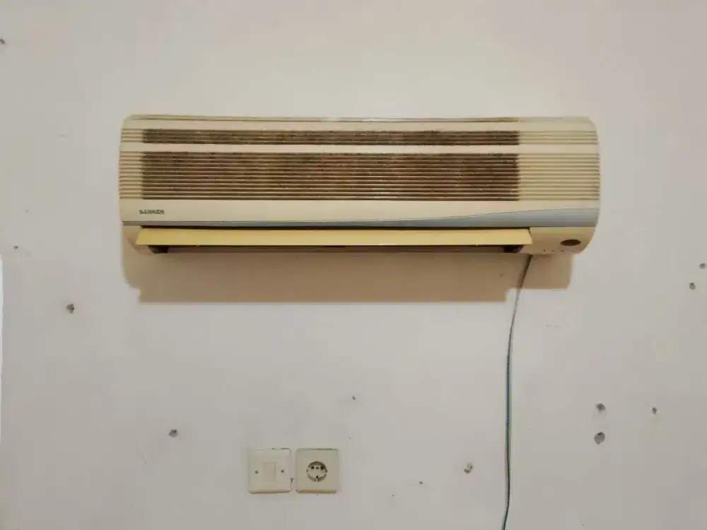 Jual cepet BU mesin cuci dan kipas AC