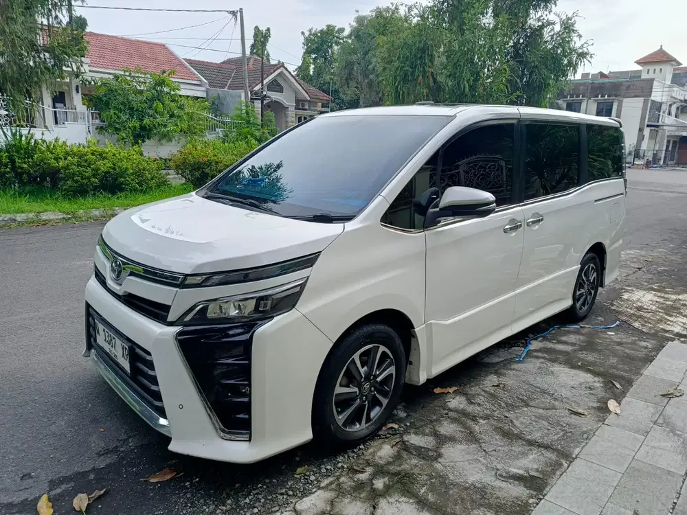 Toyota Voxy 2018 Bensin