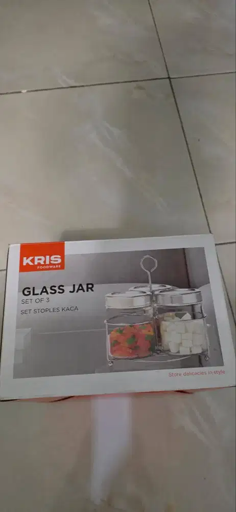 Toples kue merek kris