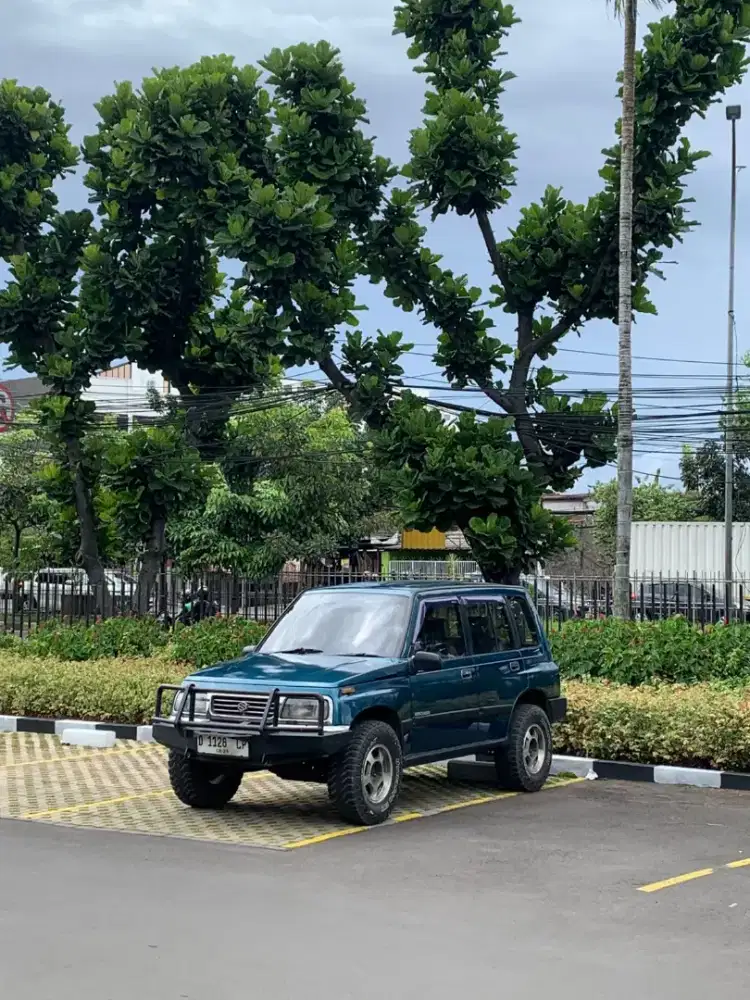 Suzuki Escudo 1994 Bensin