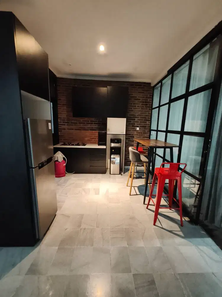 Sewa Rumah Cilandak Lebak Bulus Jaksel: Rumah Futuristic Asri Sejuk