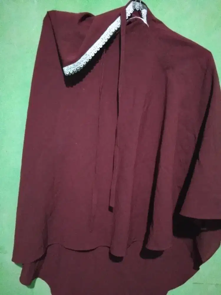 PRELOVED Hijab Renda Syar'i