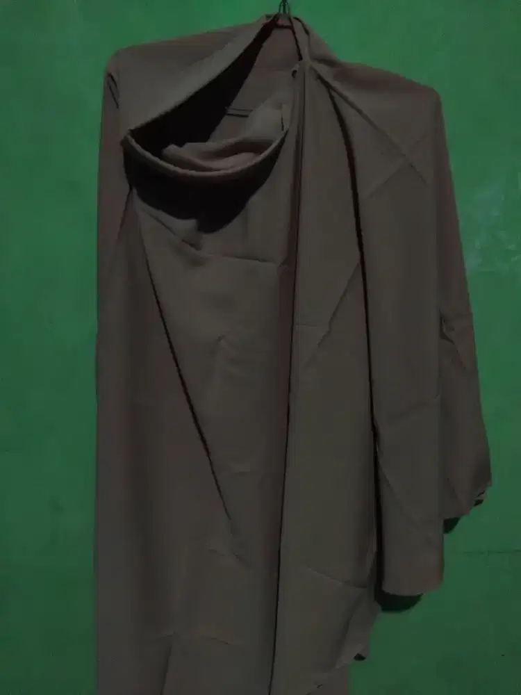 PRELOVED Hijab Syar'i