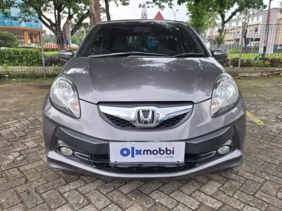 DP MURAH Honda Brio Satya 1.2 E Bensin-AT 2016 Abu C3EXT