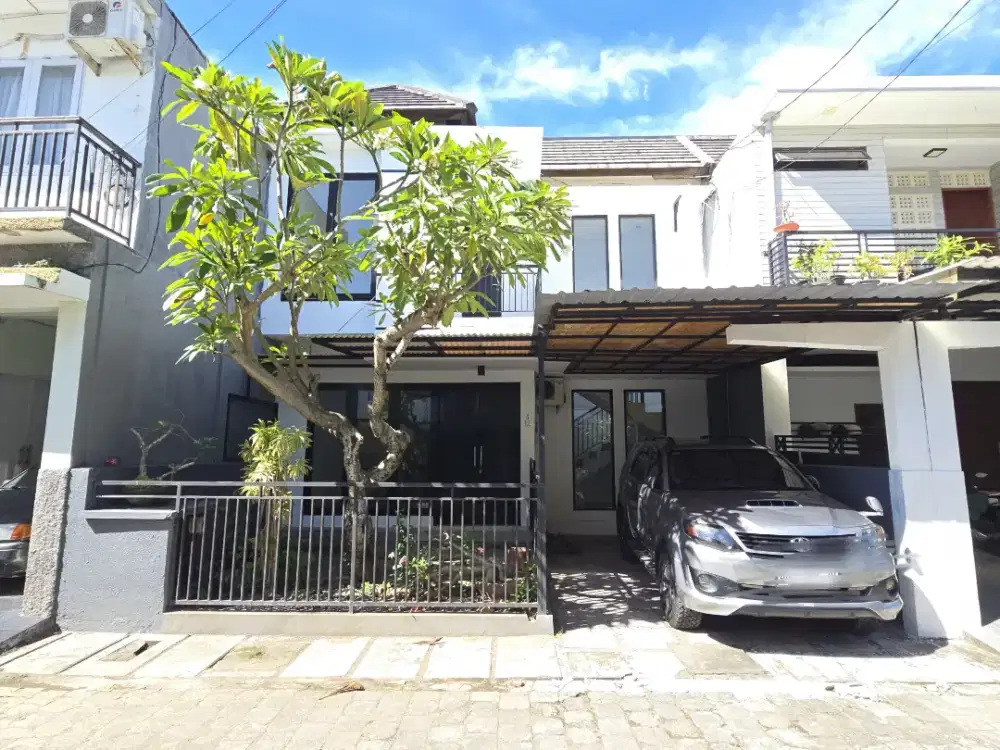 Rumah Mewah Mahendradata Monang maning Jalan 6 meter