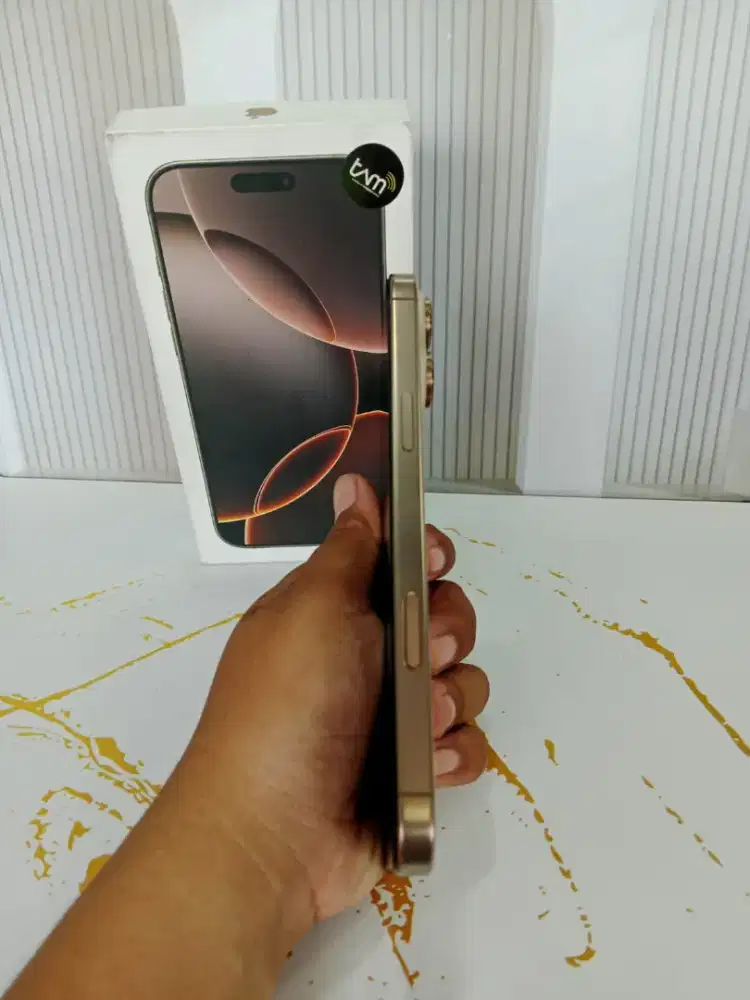 Iphone 16 Promax ibox