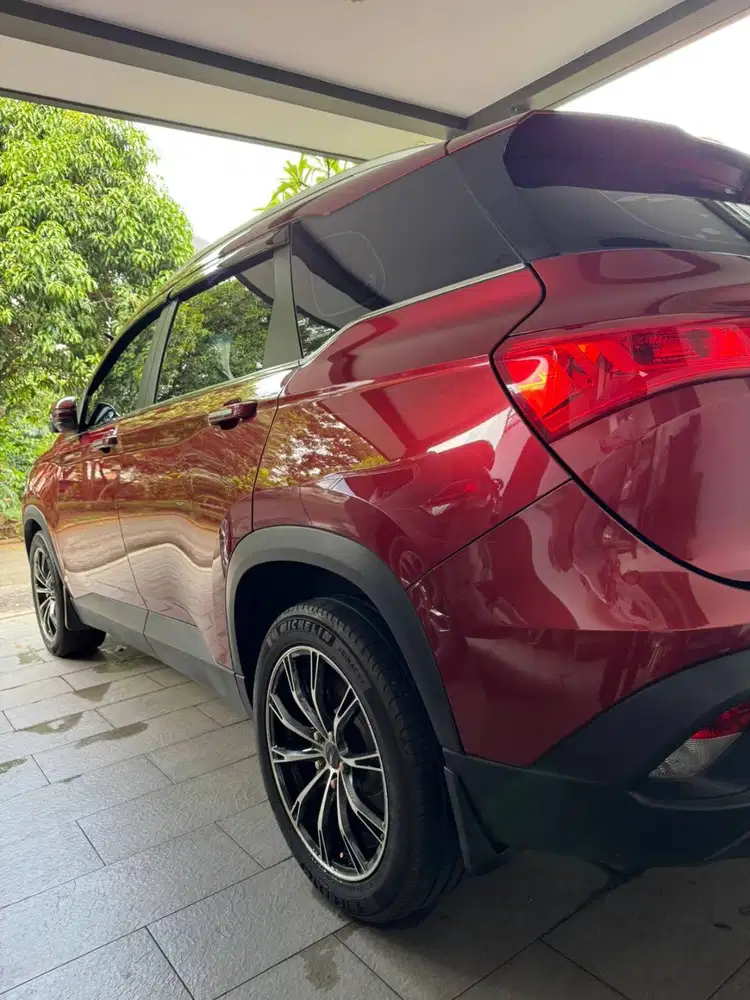 Wuling Almaz 1.5L T Lux 7 Seater