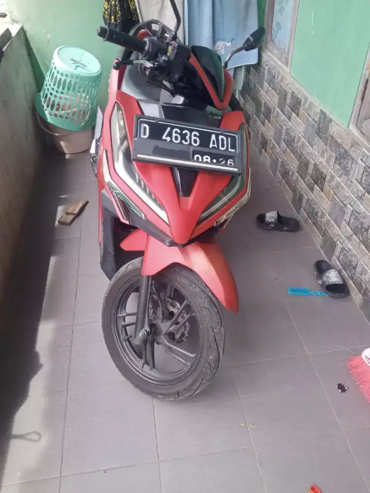 Vario 150 key less CBS iss km 30rb