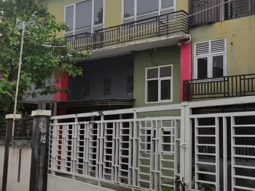 Rumah Besar Cocok jadi Kos Kosan di Jatiwaringin Pondok Gede Bekasi Dekat Kampus & Kantor