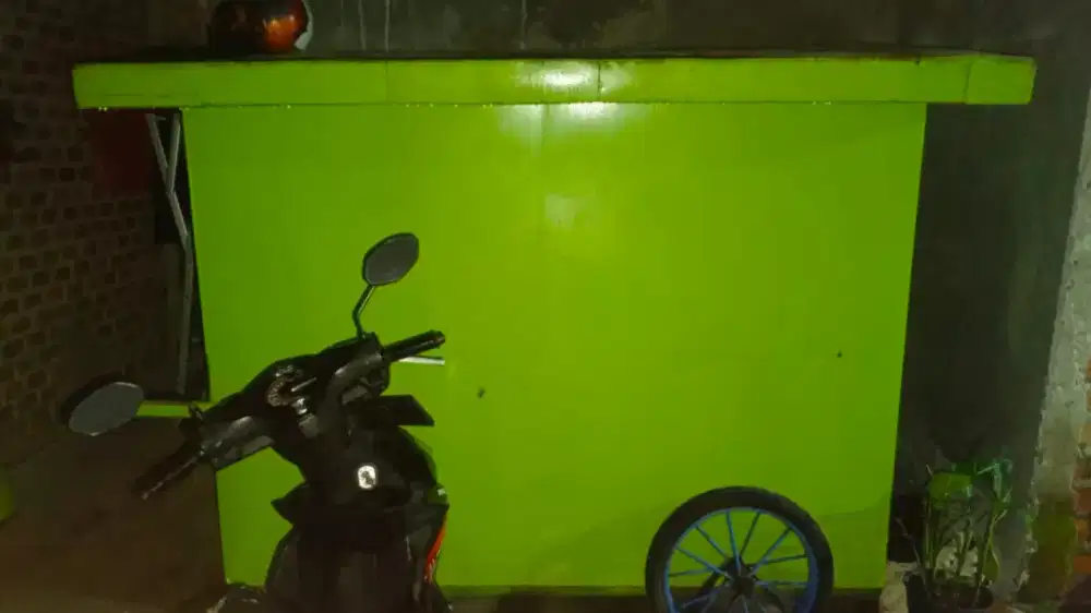 Dijual gerobak rokok mulus