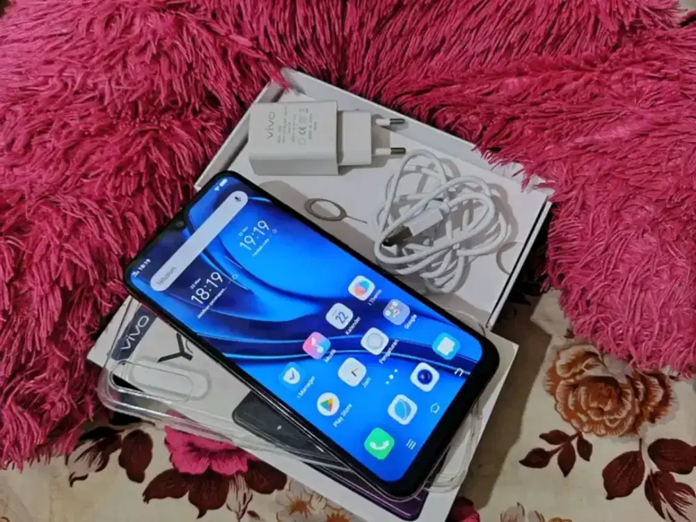 Vivo y17 fullset no minus
Ram 8/256
