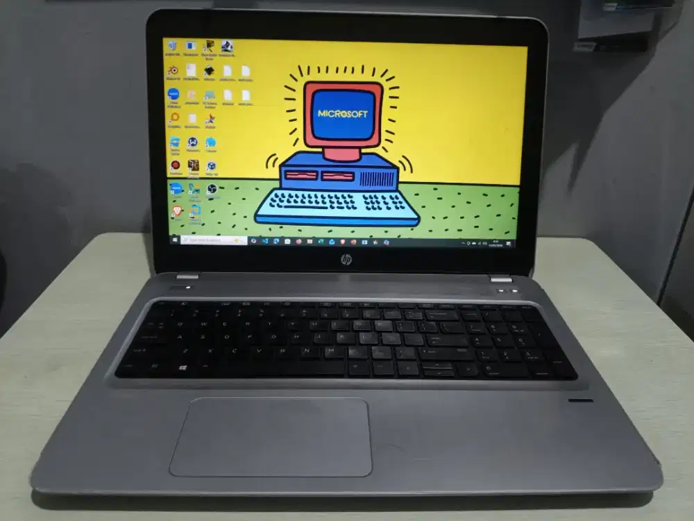 Laptop HP dengan SSD siap Pakai dengan Harga Terjangkau!