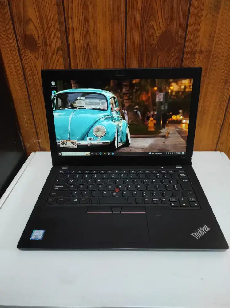 Thinkpad x280 i5-8350U 8gb ram 256gb ssd