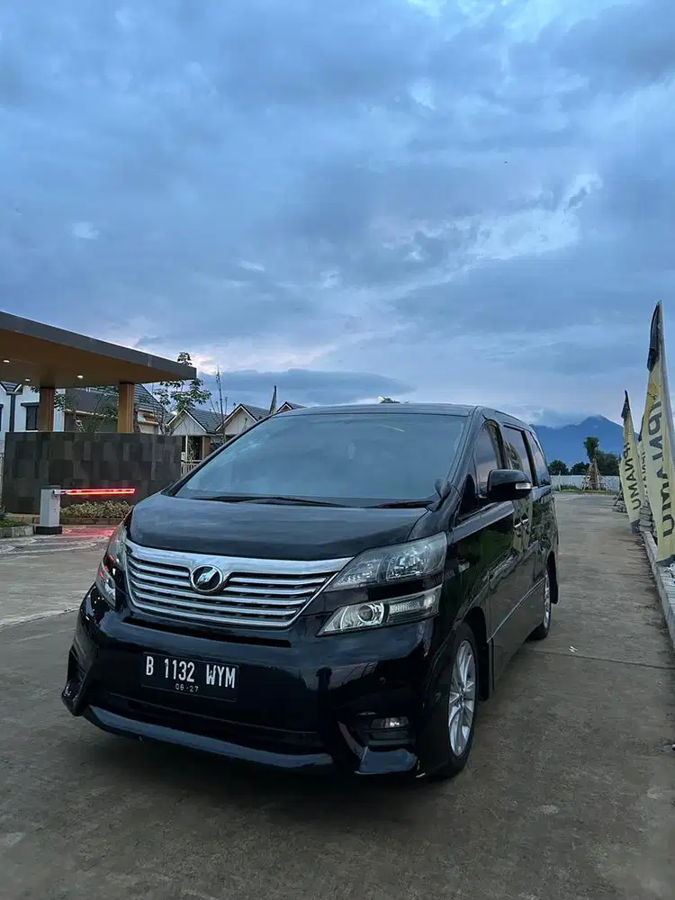 Vellfire Z Premium Sound 2010 KM 110rb