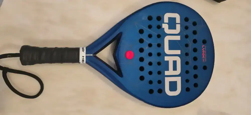 Dijual QUAD LYNX padel racket kondisi seperti baru full set box
