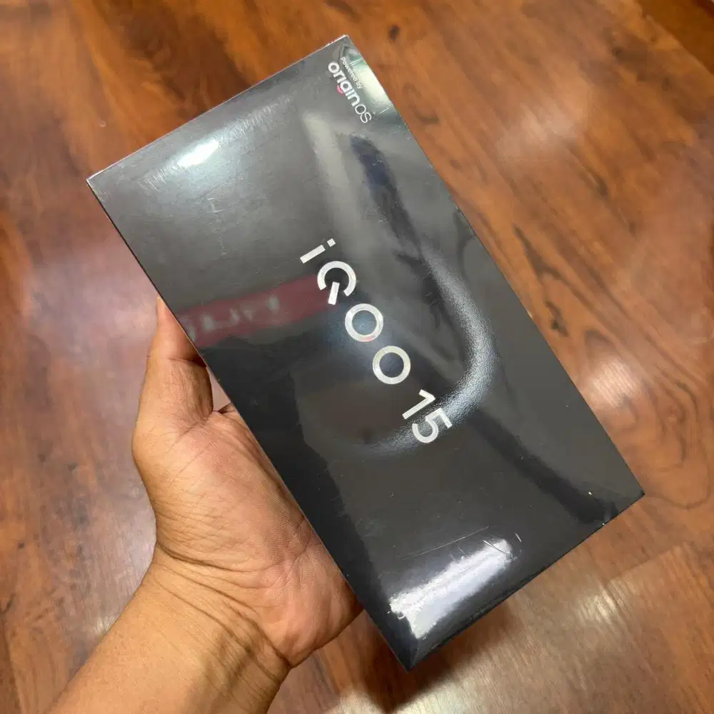 iqoo 15 12/256gb legend