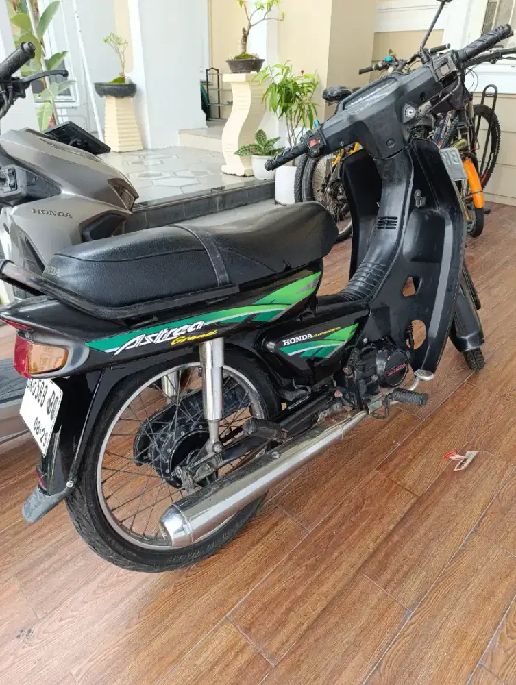 Honda Astrea Black Impressa 1996