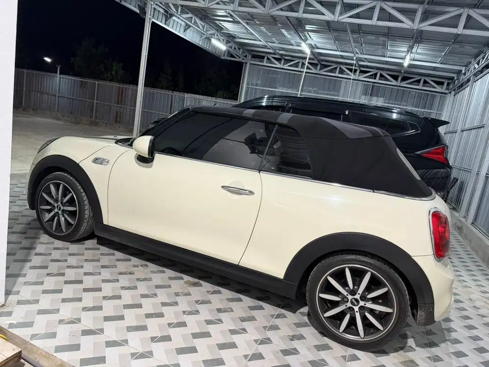 Mini cooper s cabriolet