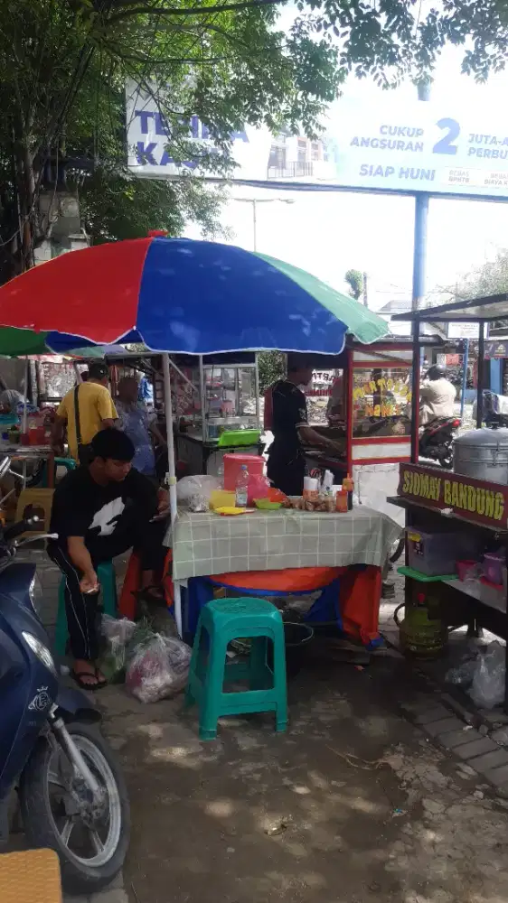 Lowongan SPG jaga siomay