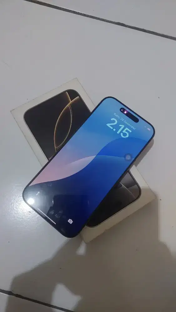 iPhone 16 Promax 256 iBox. Like new