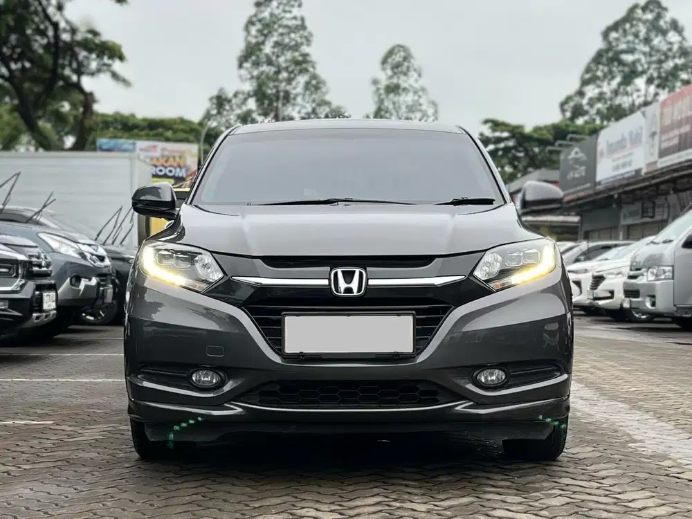 TERMURAH HONDA HRV 1.8 PRESTIGE CVT MATIC 2017 ABU