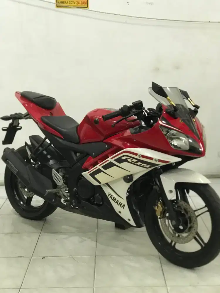 Dijual cepat Yamaha R15 th.2015