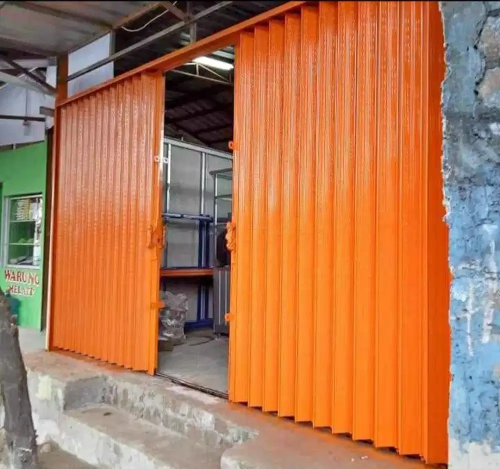 Folding gate dan rolling door