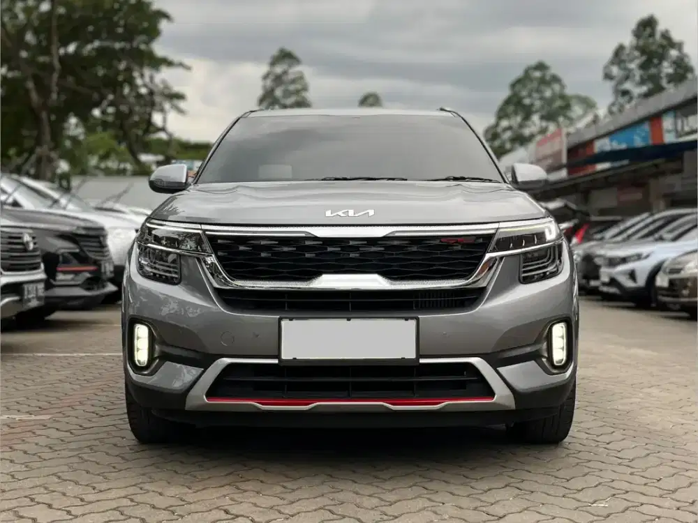 TERMURAH KIA SELTOS 1.4 GT LINE TURBO DCT 2023 ABU