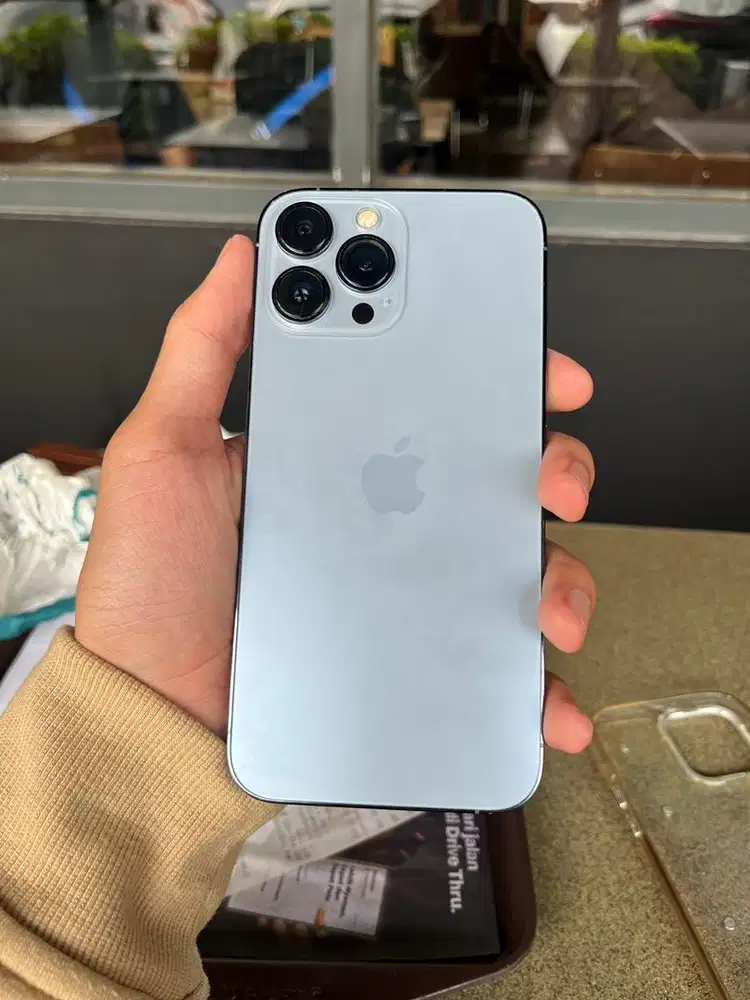 iPhone 13 PRO MAX 256GB RESMI PEMAKAIAN PRIBADI BEKAS CEWEK NOMINUS!!!