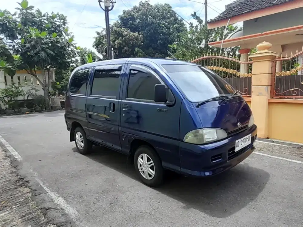 Espass ZL 1.3 Tahun 2000