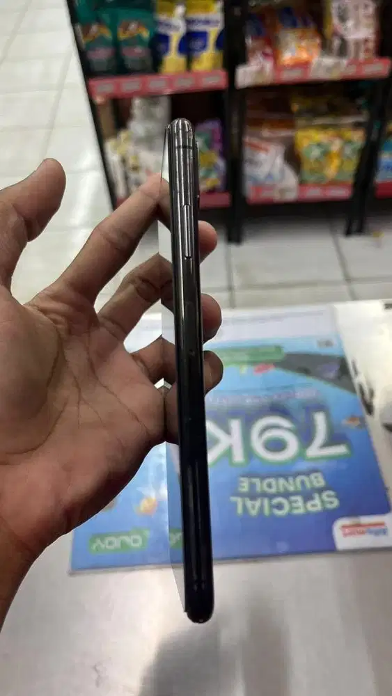 Jual iphone xs max 64gb