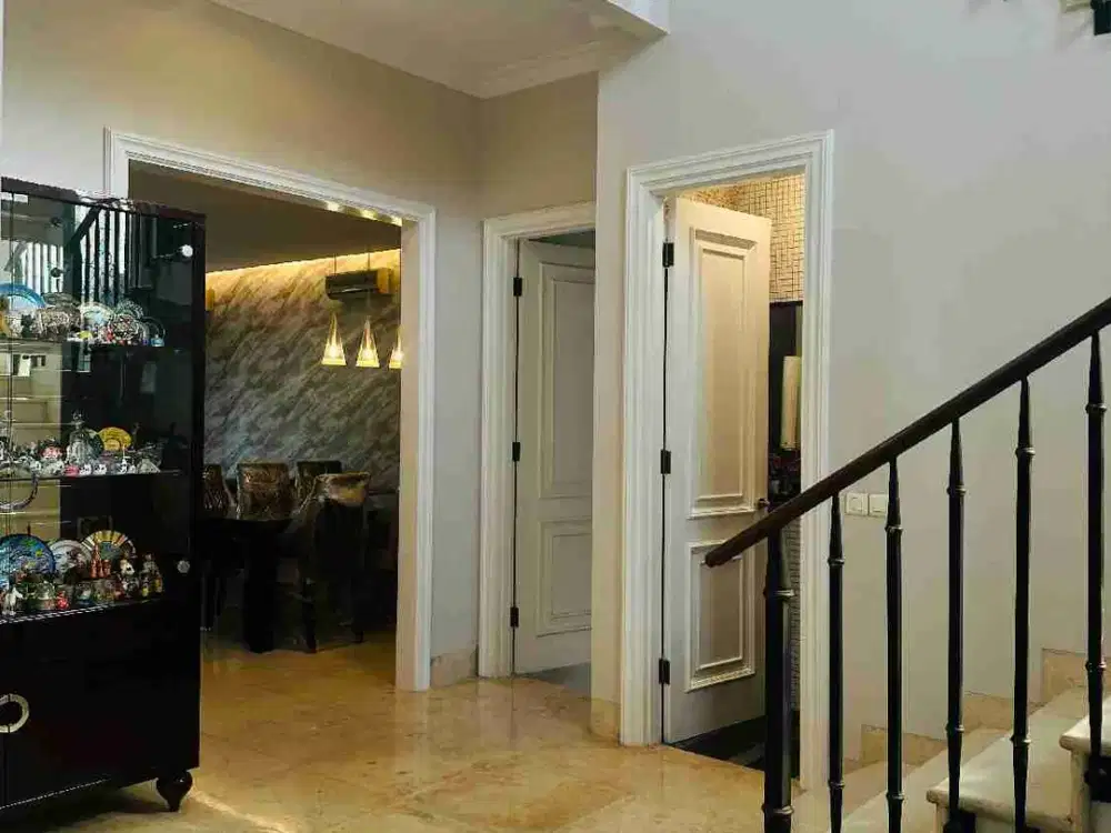 Disewakan rumah mewah full furnish di Cluster Fountainbleu, BSD