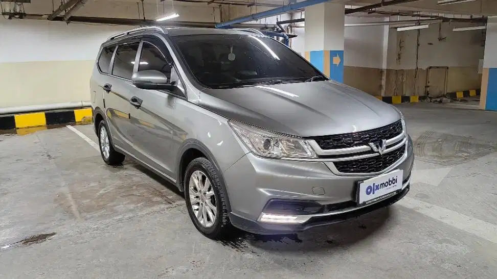 TDP 7,JT Wuling Cortez 1.5S T Lux+ Bensin-AT Putih 2021