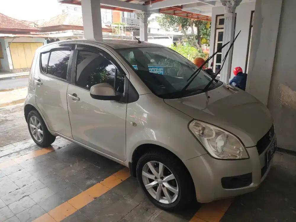 Suzuki Splash Tahun 2011
