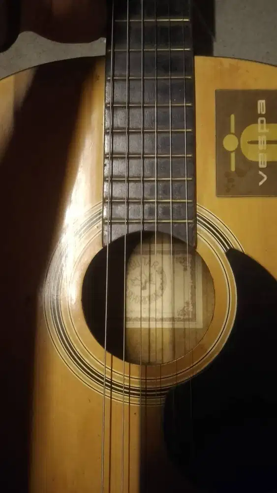 Gitar ori. Cod untuk wilayah sekitar depok saja