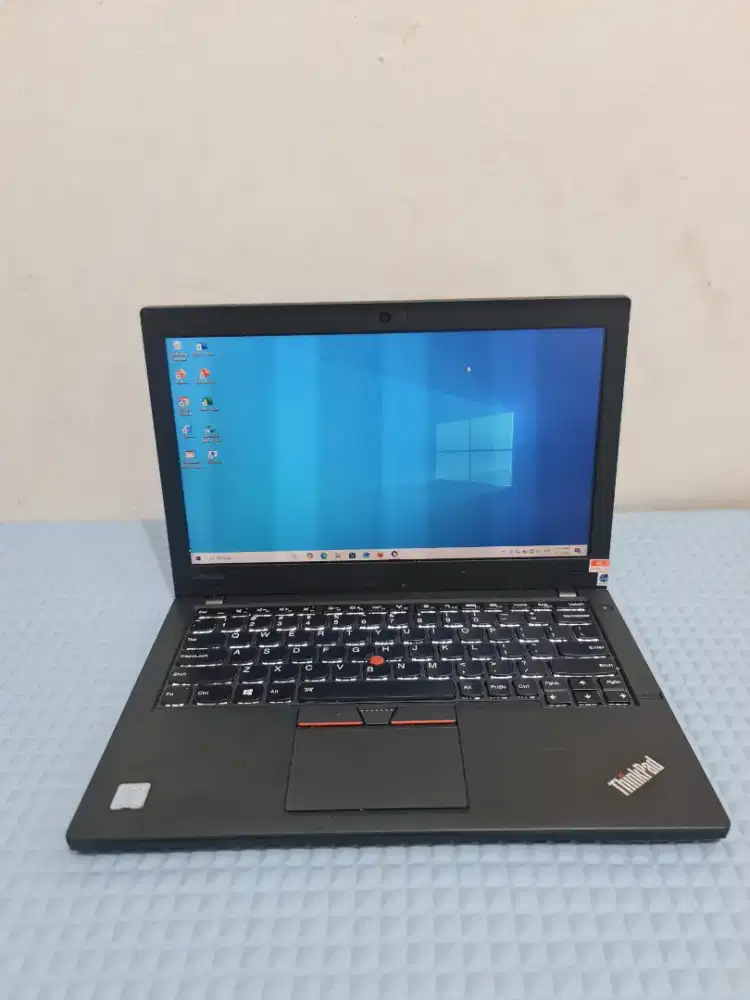 THINKPAD X260 CORE I5 8GB 256GB BACKLITE KEYBORD DUAL BATRE