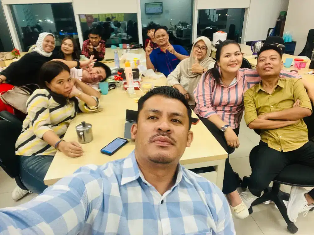 DIBUTUHKAN STAF DAN BACK OFFICE