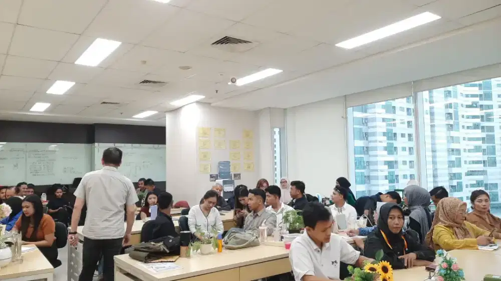 DIBUTUHKAN STAF DAN BACK OFFICE