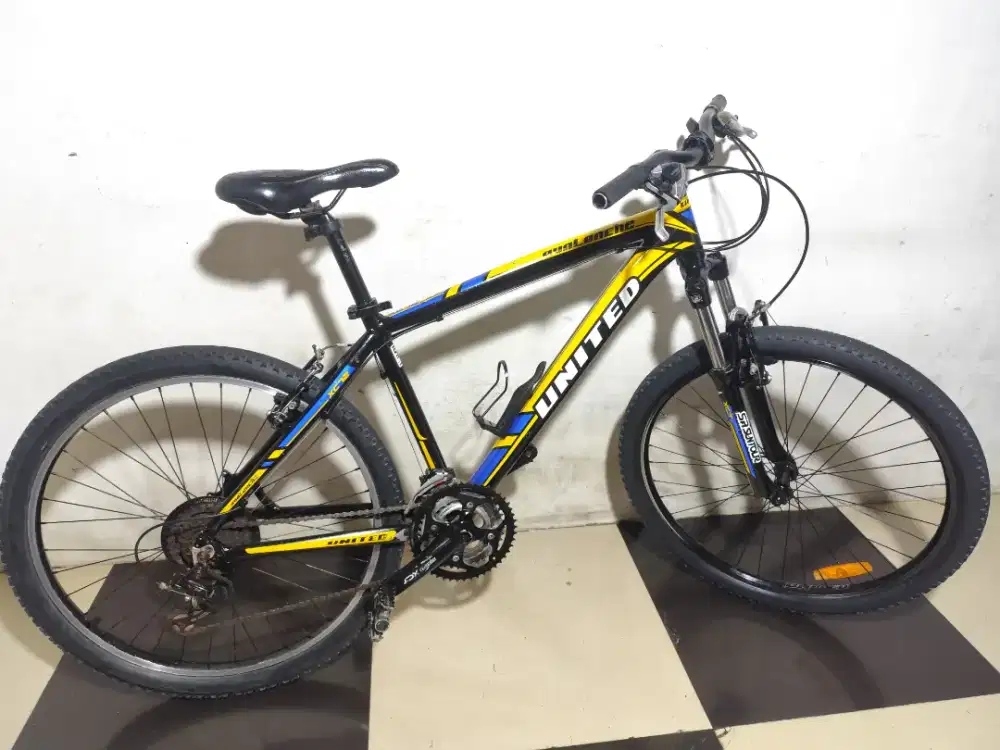 Sepeda gunung United aloy ukuran 26 siap pakai