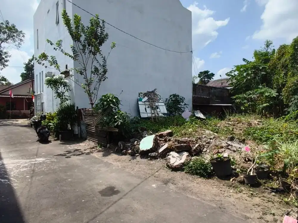 BU - Dijual Tanah Murah Jogja Utara Stadium Maguwo ; Akses Mobil SHM Pekarangan