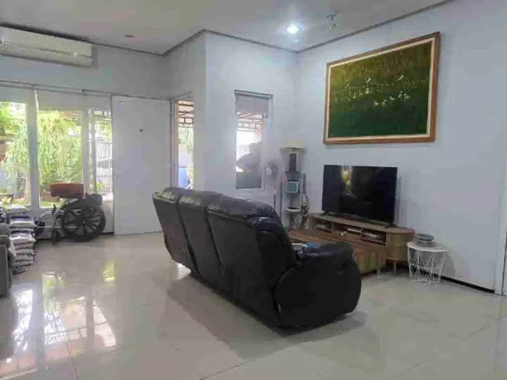 RUMAH ASRI SIAP HUNI 1 LANTAI MERUYA JAKARTA BARAT