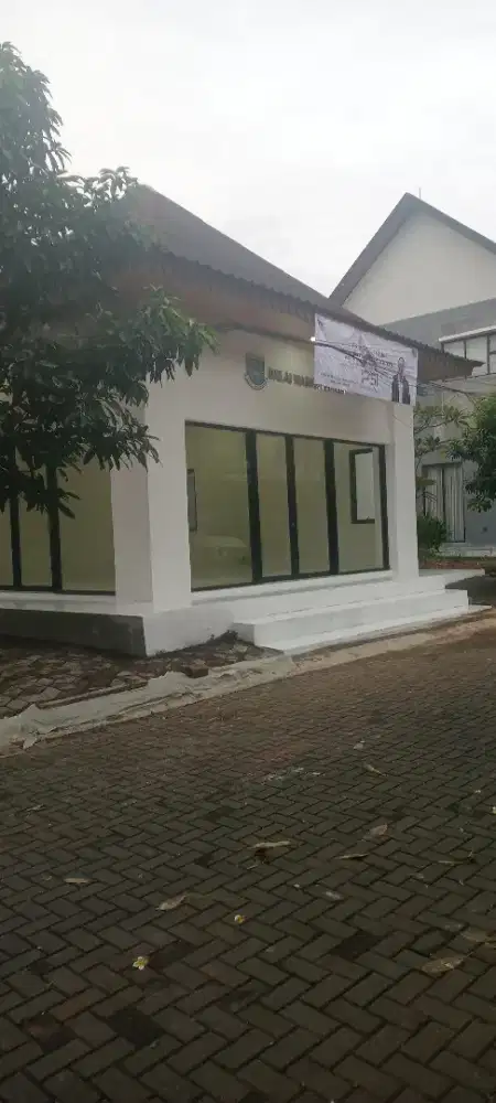 Tukang harian dn borongan.