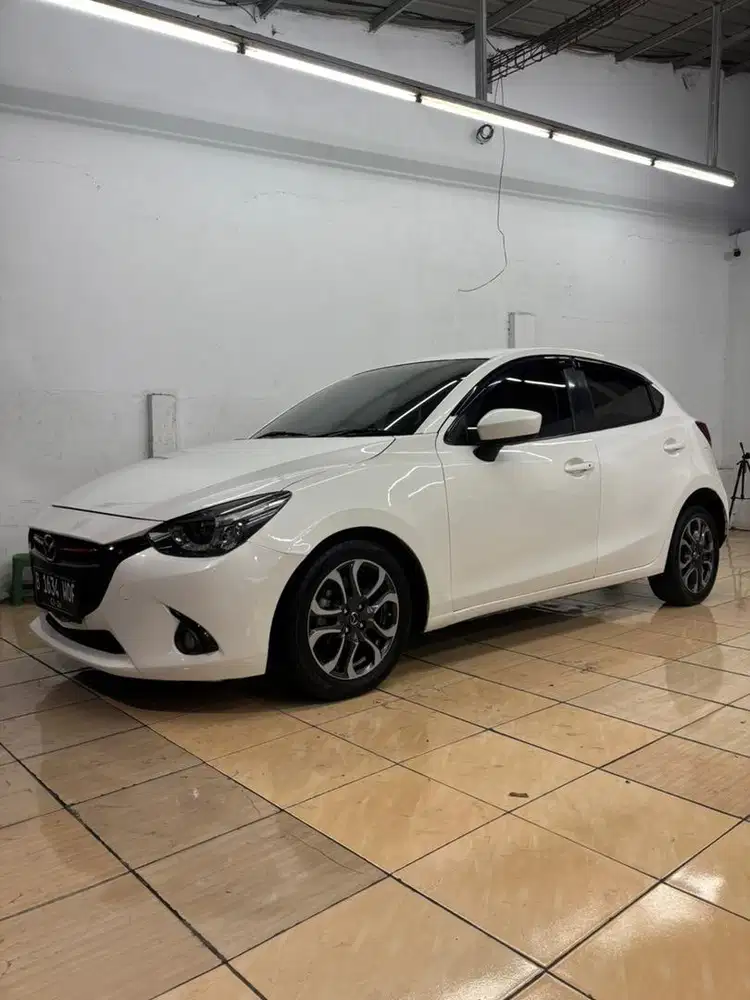 [CASH] Mazda 2 R 1.5 At 2015 Murah Tt Pribadi Skyaktive Gt