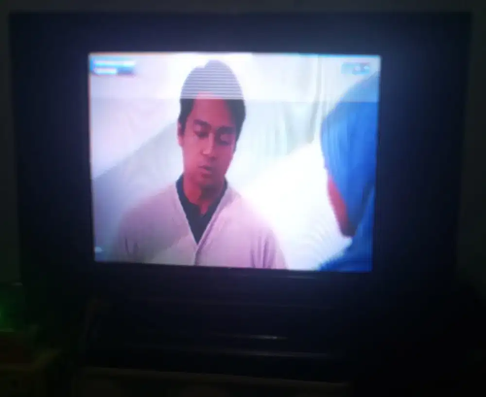 Tv Polytron slim 21 inch